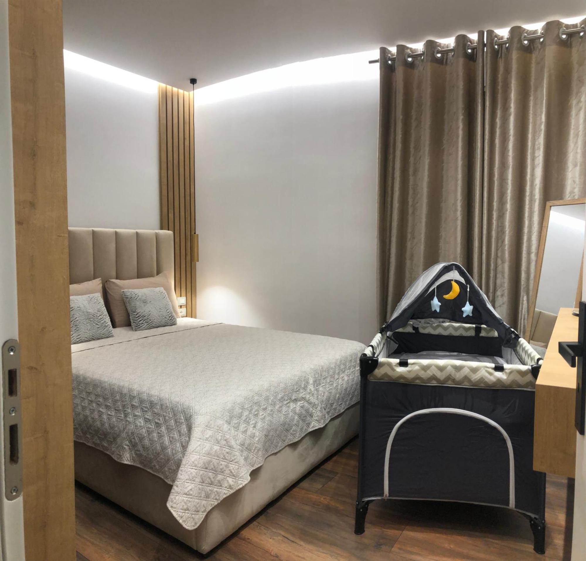 Alajs Apartament Vlorë Εξωτερικό φωτογραφία